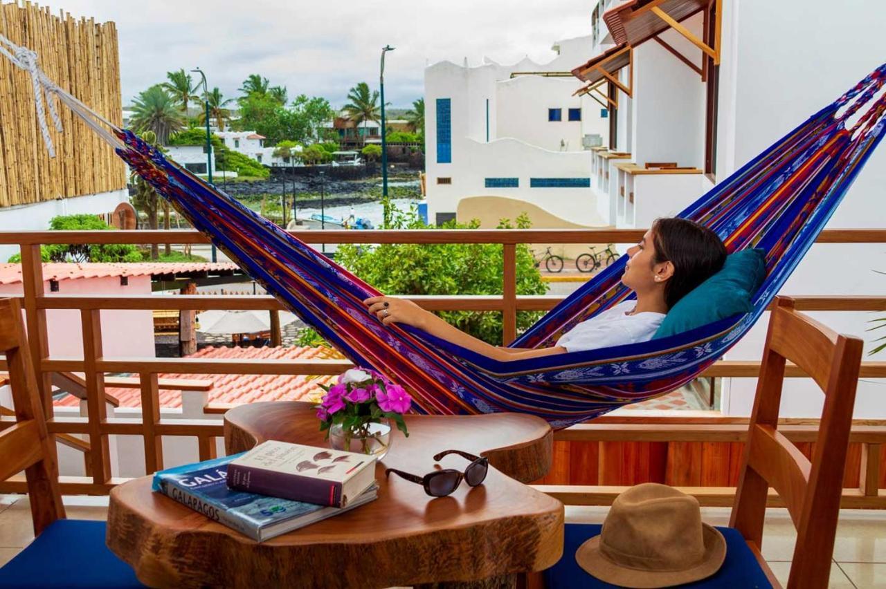 Plaza Luna Suites Puerto Ayora  Bagian luar foto
