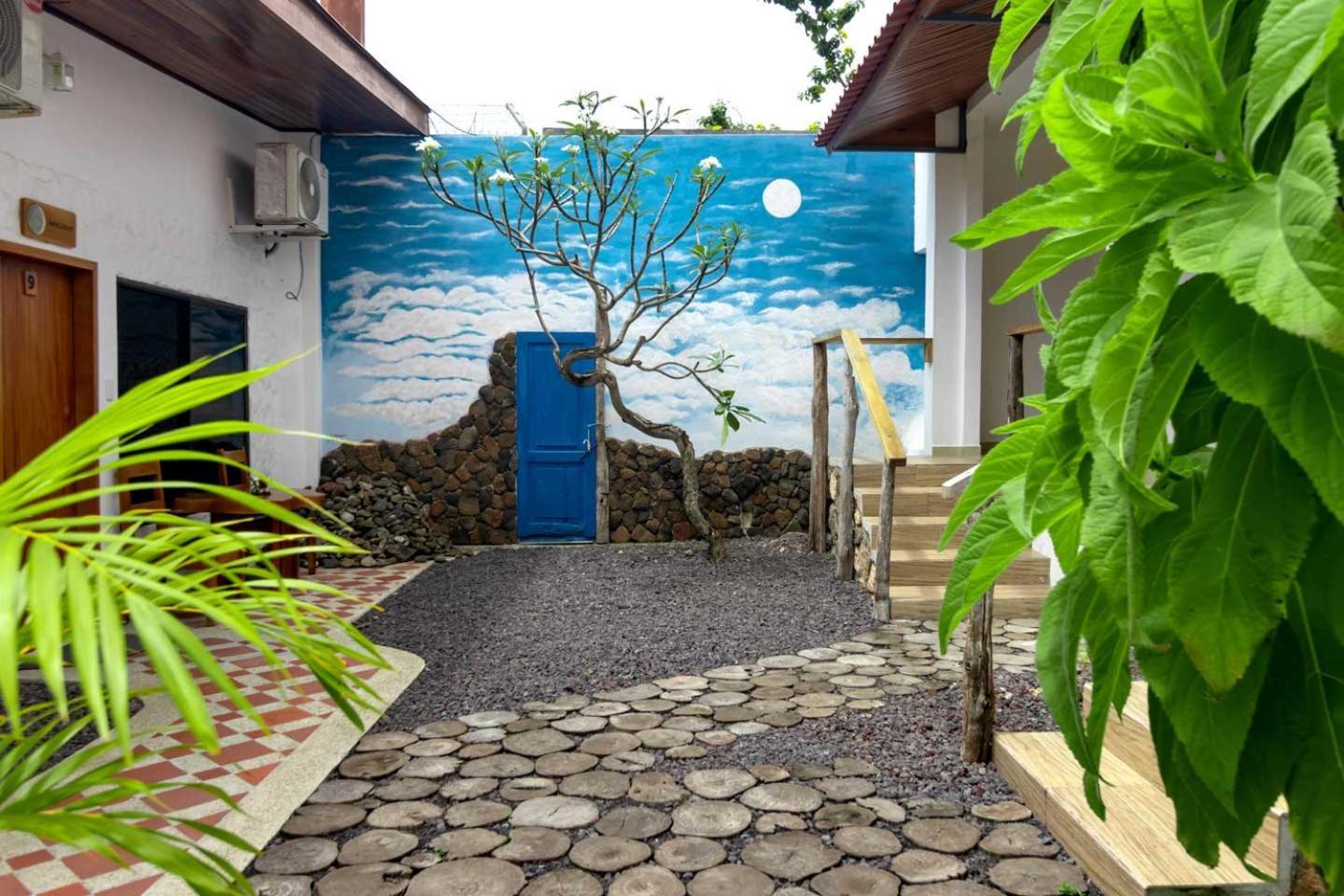 Plaza Luna Suites Puerto Ayora  Bagian luar foto